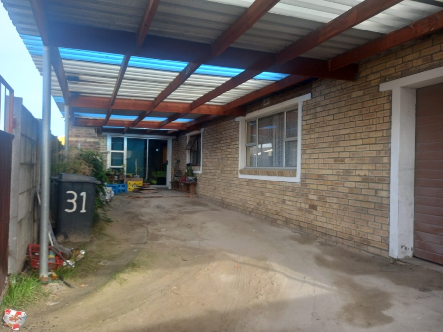 3 Bedroom Property for Sale in Beverly Park Western Cape